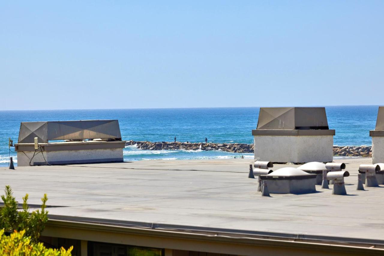 Oceanside Beach Condos Екстер'єр фото